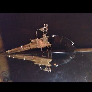 Elegant Black and Gold Accessory